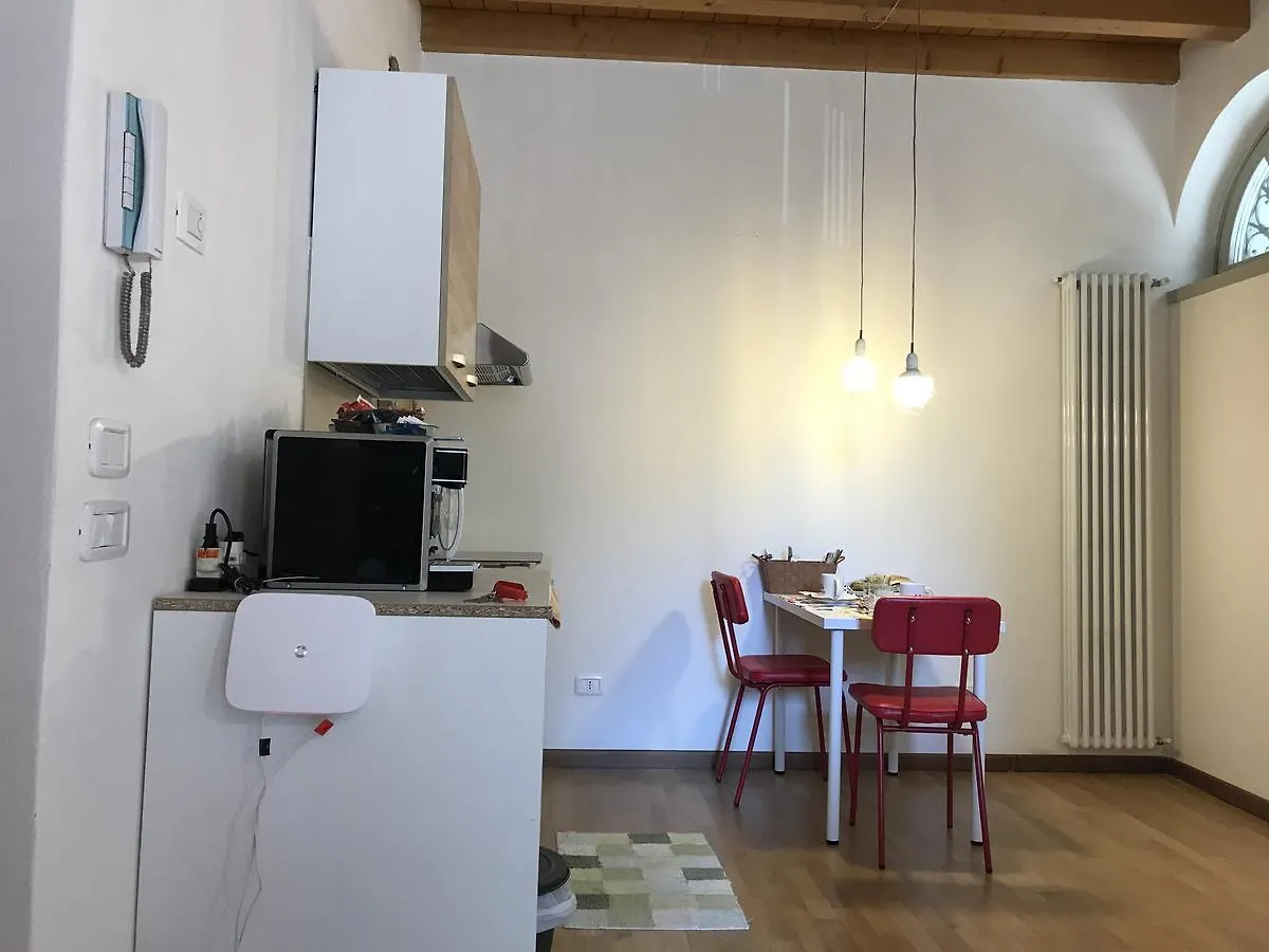 Myroom Citta Alta 1 베르가모 B&B